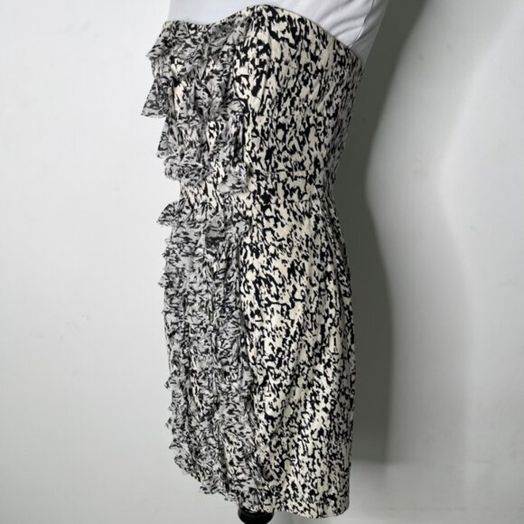 Cynthia Steffe Women's Black White Ruffle Mini Strapless Dress Size 2 - Picture 7 of 16